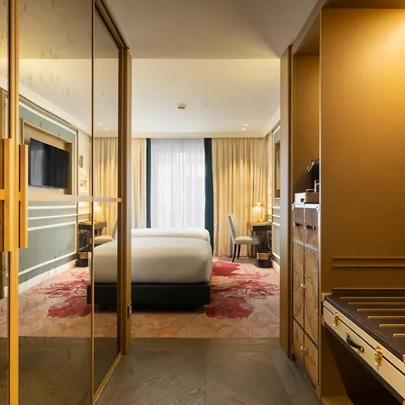The Emerald House - Curio Collection By Hilton Otel 4*