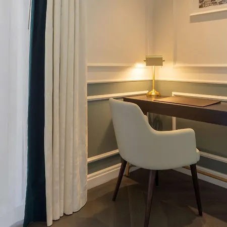 فندق The Emerald House - Curio Collection By Hilton