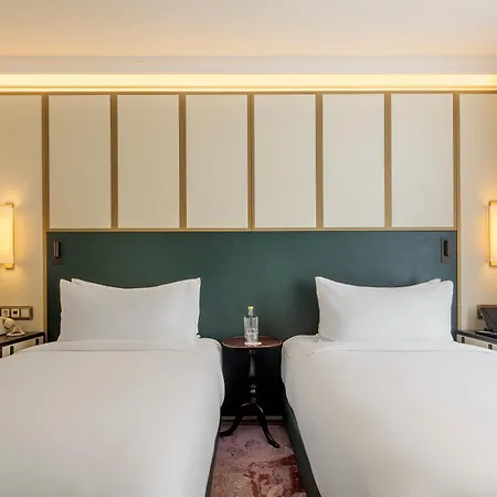 The Emerald House - Curio Collection By Hilton 4* ליסבון