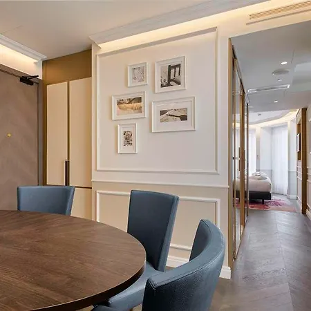 The Emerald House - Curio Collection By Hilton Lisbon