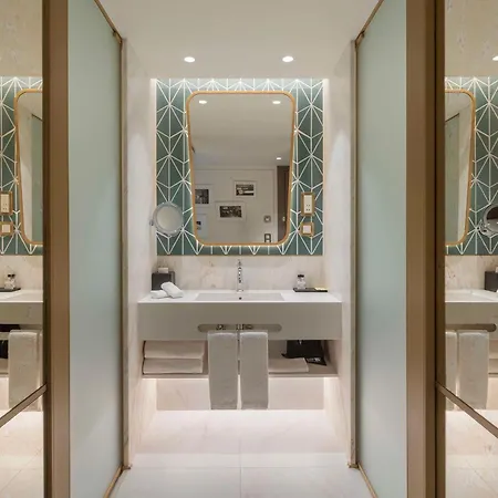 ホテル The Emerald House - Curio Collection By Hilton リスボン