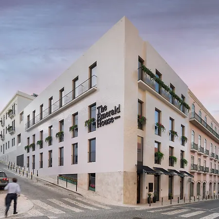 The Emerald House - Curio Collection By Hilton Lizbona
