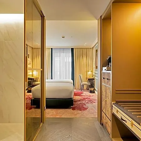 The Emerald House - Curio Collection By Hilton 호텔