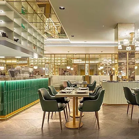 The Emerald House - Curio Collection By Hilton 4* 리스본