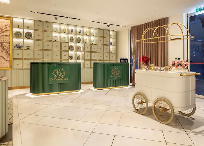 The Emerald House - Curio Collection By Hilton 4* Lissabon