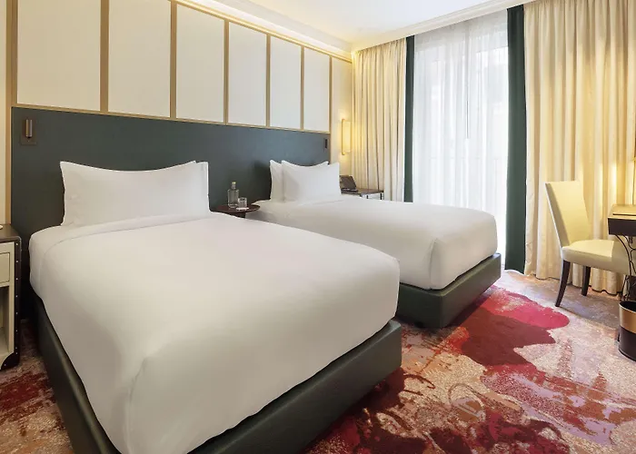 The Emerald House - Curio Collection By Hilton 4* Lisboa