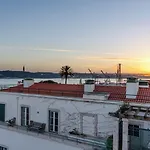 Hotel The Emerald House - Curio Collection By Hilton Lisbon