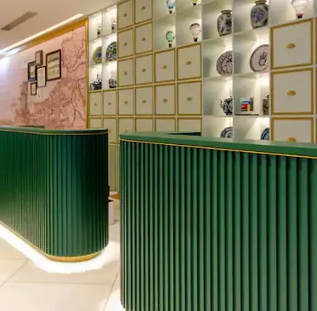 The Emerald House - Curio Collection By Hilton Hotel 4*