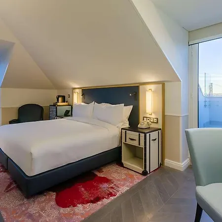 The Emerald House - Curio Collection By Hilton ליסבון