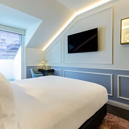 מלון The Emerald House - Curio Collection By Hilton 4*