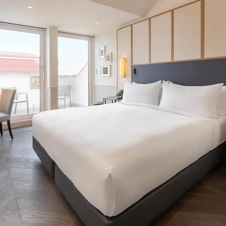 The Emerald House - Curio Collection By Hilton Lisbon