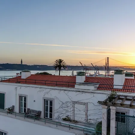 מלון The Emerald House - Curio Collection By Hilton ליסבון