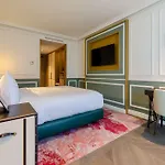 The Emerald House - Curio Collection By Hilton Lisboa